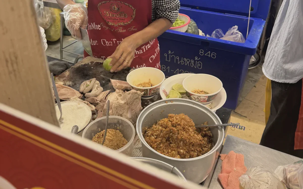 Bangkok Food Guide: Where to Eat Like a Local