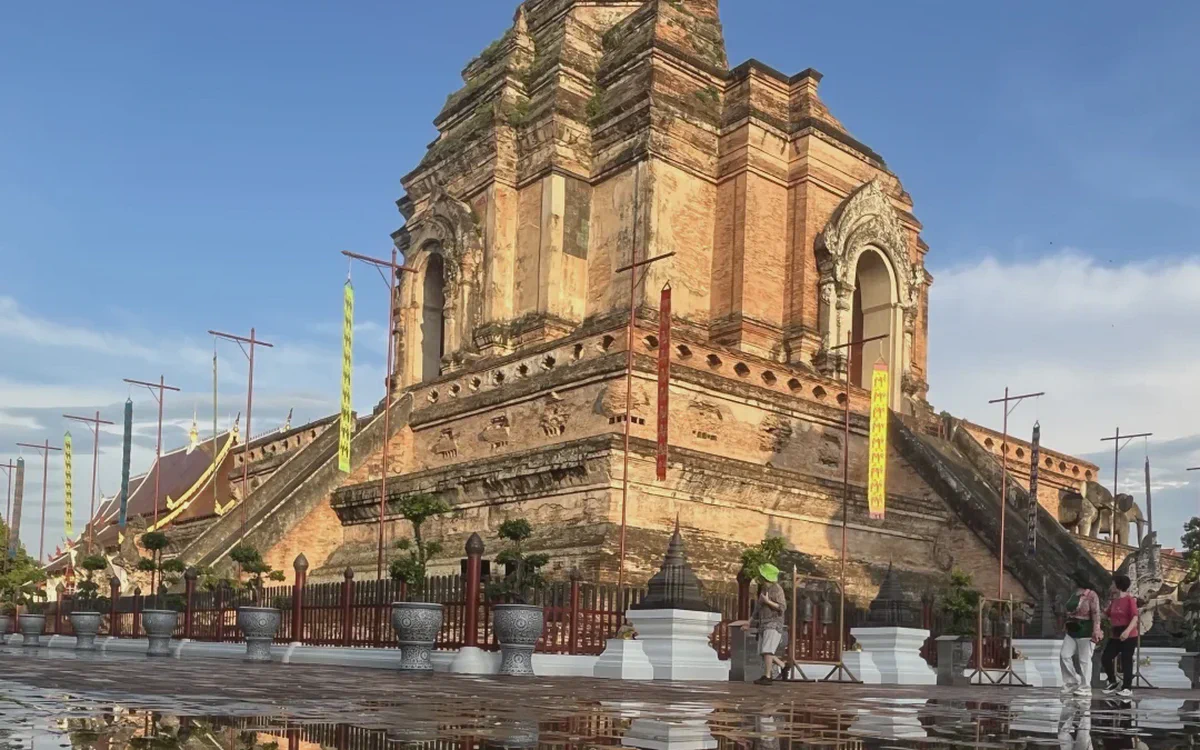 Wat Chedi Luang Chiang Mai: Visit Guide and Old City Context