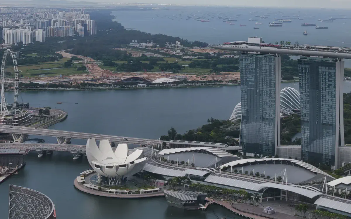 Singapore Travel Guide: Plan Your First Trip in 2026