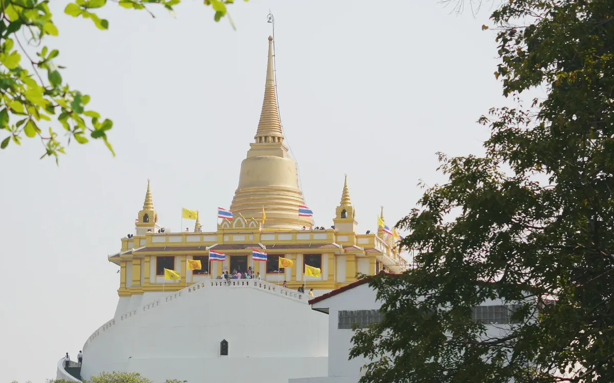 Wat Saket Golden Mount: Steps, Tickets and Photo Guide